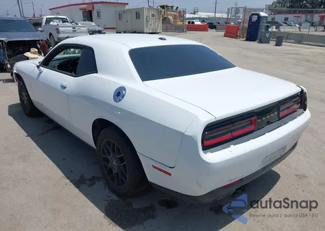 2016 Dodge Challenger Sxt z USA, uszkodzony, nr VIN 2C3CDZAG4GH254905